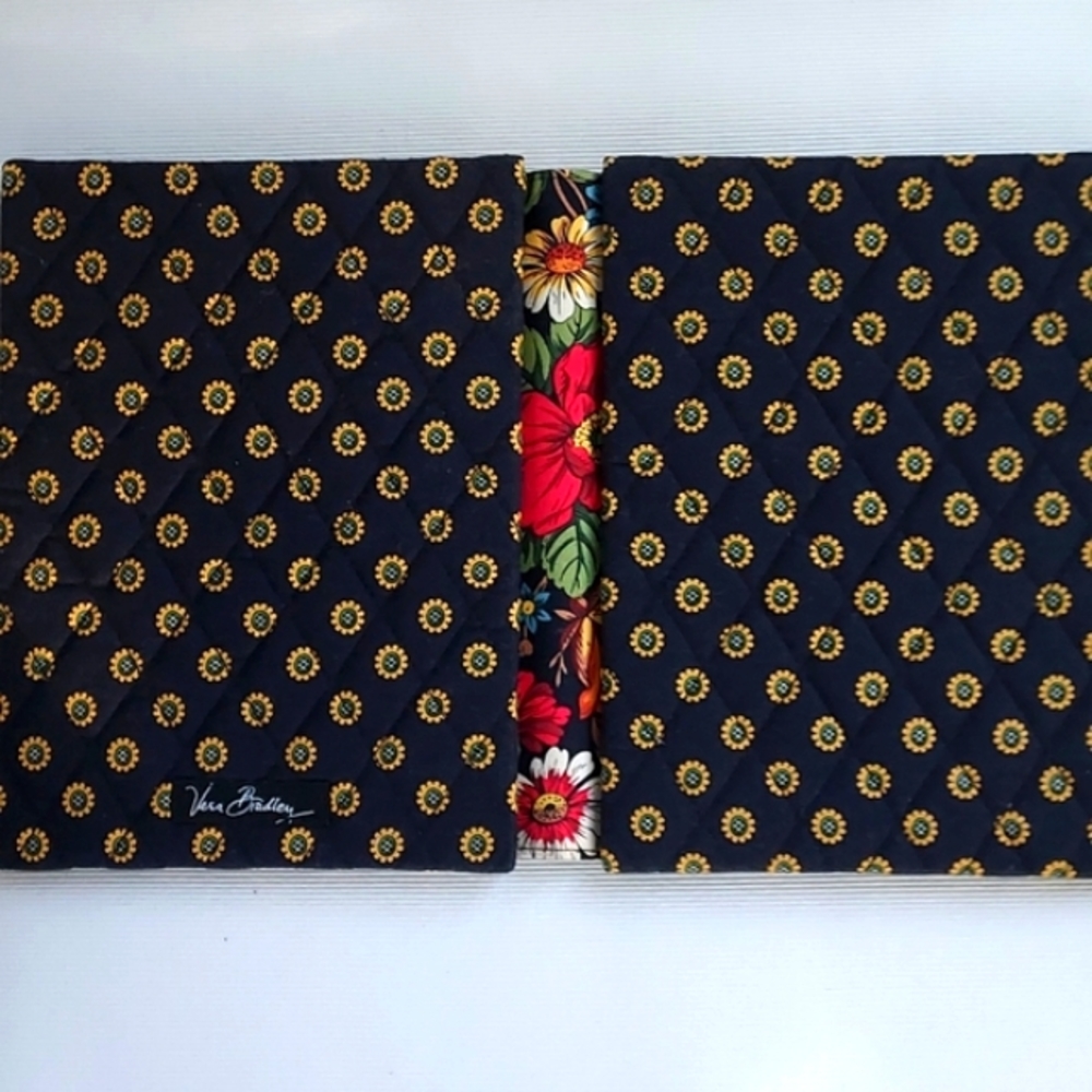 VERA BRADLEY Quilted Travel Double Picture Frame - Picture 6 of 8